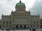 Das Bundeshaus in Bern. Hier werden die föderalen Gesetze verabschiedet.