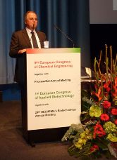 „Der Kongress hat gezeigt, dass wir in das Jahrhundert der Biologie eingetreten sind und dass Biotechnologie und Chemie verschmolzen sind“, sagte Alois Jungbauer, Vorsitzender des European Congress of Applied Biotechnology.