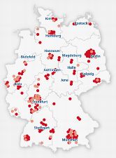 Geografische Verteilung der dedizierten Biotechnologie-Unternehmen (dunkelrot) sowie der biotechnologisch aktiven Unternehmen (hellrot) mit Tätigkeitsschwerpunkt Medizin.