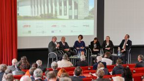 Experten aus Wirtschaft, Forschung uns Politik diskutierten beim diesjährigen Life Science Day in Berlin über aktuelle Themen der Gesundheitswirtschaft.