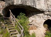 Der Fundort des Knochenfragments: Die Denisova-Höhle in Sibirien.