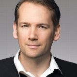 The physicist Valentin Kahl is co-founder of the company ibidi. The company in Martinsried is focused on cell culture requirements and plastic-based microscopy equipment.