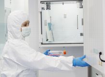 As a matter of necessity, the production of stem cell medicines takes place in clean rooms.